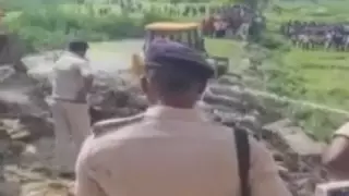 Шесть человек погибли и восемь пострадали в результате взрыва петард в доме