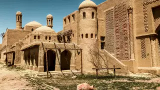 "Ты в сказке!" Россиянка поделилась впечатлениями от "Города кочевников" под Алматы