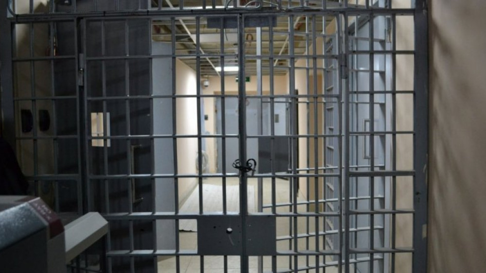 Четверых сотрудников СИЗО Уральска обвиняют в пытках