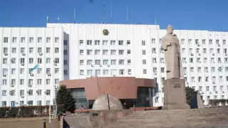 Кайрат Бекенов покинул пост замакима Атырауской области