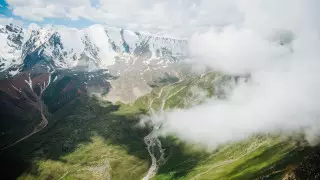 Турист более суток блуждал в горах Алматы до обнаружения спасателями