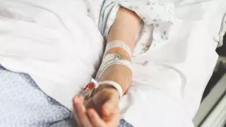 Стало известно о состоянии ребенка, выпавшего с 10-го этажа в Нур-Султане