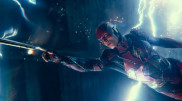 Warner Bros. может отменить выход "Флэша" из-за скандалов - СМИ