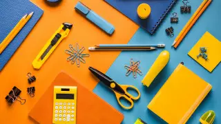 Более 16,7 тысячи столичных учеников получат материальную помощь