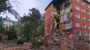 Стена пятиэтажного дома обрушилась в Омске
