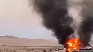 Автомобиль взорвался на трассе в пригороде Актау