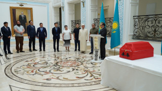 Фото с сайт посольства Казахстана в России