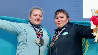 Казахстанская штангистка завоевала золото на Исламских играх с рекордом