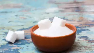 Будем разбираться - новый глава Минторговли о дефиците сахара