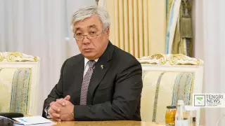 Президент освободил от должности Ерлана Идрисова