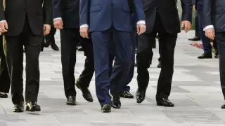 Украинским депутатам и госслужащим рекомендовали неделю не приходить на работу