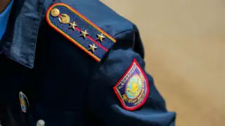 Ранее судимый житель ЗКО напал на пенсионерку с ребенком