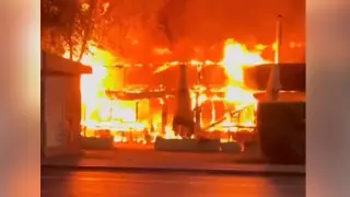 Пожар произошел на рынке в Алматы