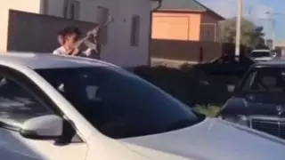 Стрельбу из автомата открыли на свадьбе в Кызылорде