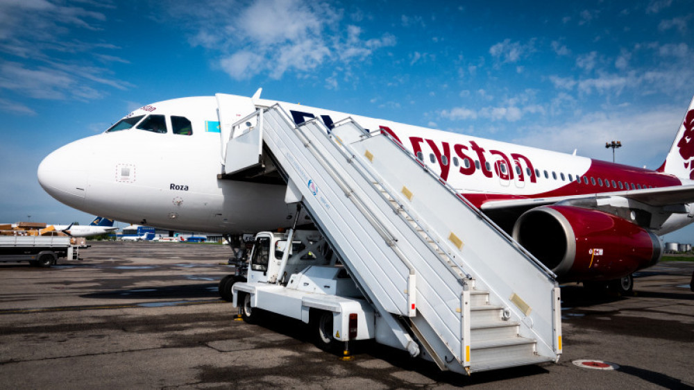 Не разрешили взять инвалидную коляску в багаж: в КГА отреагировали на инцидент с FlyArystan