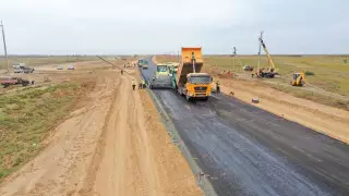 Антикор и прокуратура проверят дорогу Атырау - Астрахань