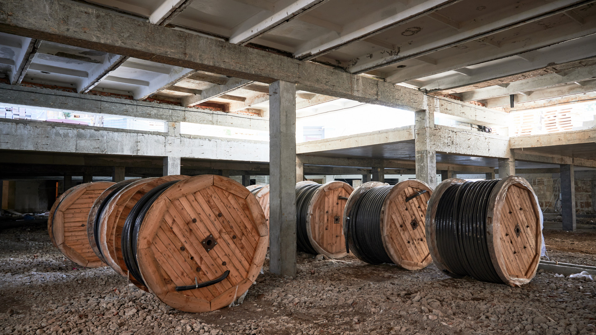 Кабель на 50 миллионов тенге украли в Алматы: 02 сентября 2022 12:40 ...