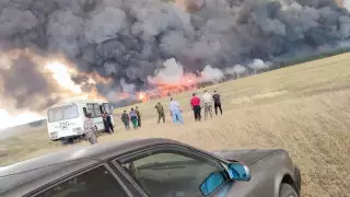 Из-за сильного лесного пожара закрыли трассу в Костанайской области