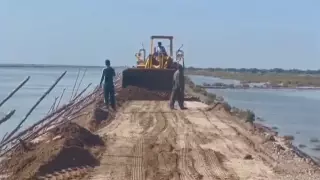 Власти Пакистана пытаются осушить крупнейшее озеро