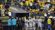 Матч чемпионата Испании прервали из-за сердечного приступа у болельщика