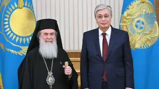 Касым-Жомарт Токаев провел встречу с патриархом Иерусалимским