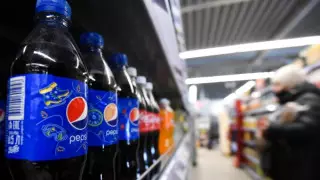 СМИ заявили о запрете поставок продукции PepsiCo в Россию через Казахстан: комментарий Минторговли