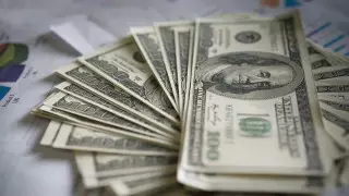 Курс доллара превысил 474 тенге на торгах