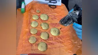 Золото на 84 миллиона тенге пытались вывезти из Казахстана в Дубай