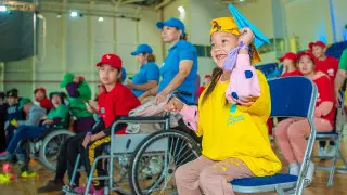 Сотни особенных детей и дети-сироты приняли участие в развивающих занятиях
