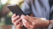 Эксперт рассказал, как распознать прослушку через смартфон