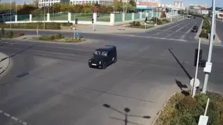 Двойное ДТП на угнанном "Гелендвагене" совершил мужчина в Астане