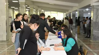 Около 2 000 мест представили работодатели на ярмарке вакансий в столице