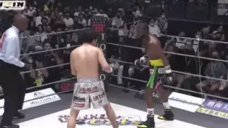 Флойд Мейвезер жестко "отомстил" за нокаутированного телохранителя