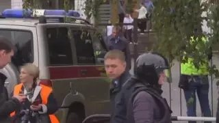 Стрельба в российской школе: число погибших растет