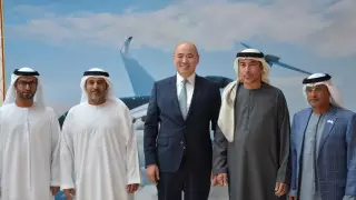 Глава холдинга "Байтерек" провел встречу с председателем Центробанка ОАЭ