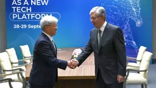 Токаев обсудил с Samsung Electronics подготовку айтишников