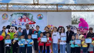 В Атырауской области состоялся парад близнецов