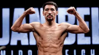 "Приходите в очках, я буду блистать": официально объявлено о бое Алимханулы