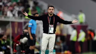 "Я зол". Тренер "Барселоны" раскритиковал судейство после поражения в Лиге чемпионов