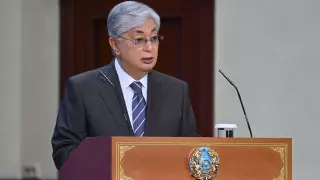 На первое место выйдут политинституты, а не узкоклановые интересы - Токаев