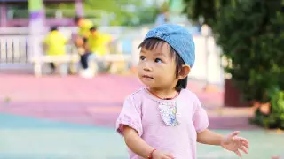 В каком возрасте ребенок должен заговорить? Отвечает логопед-дефектолог