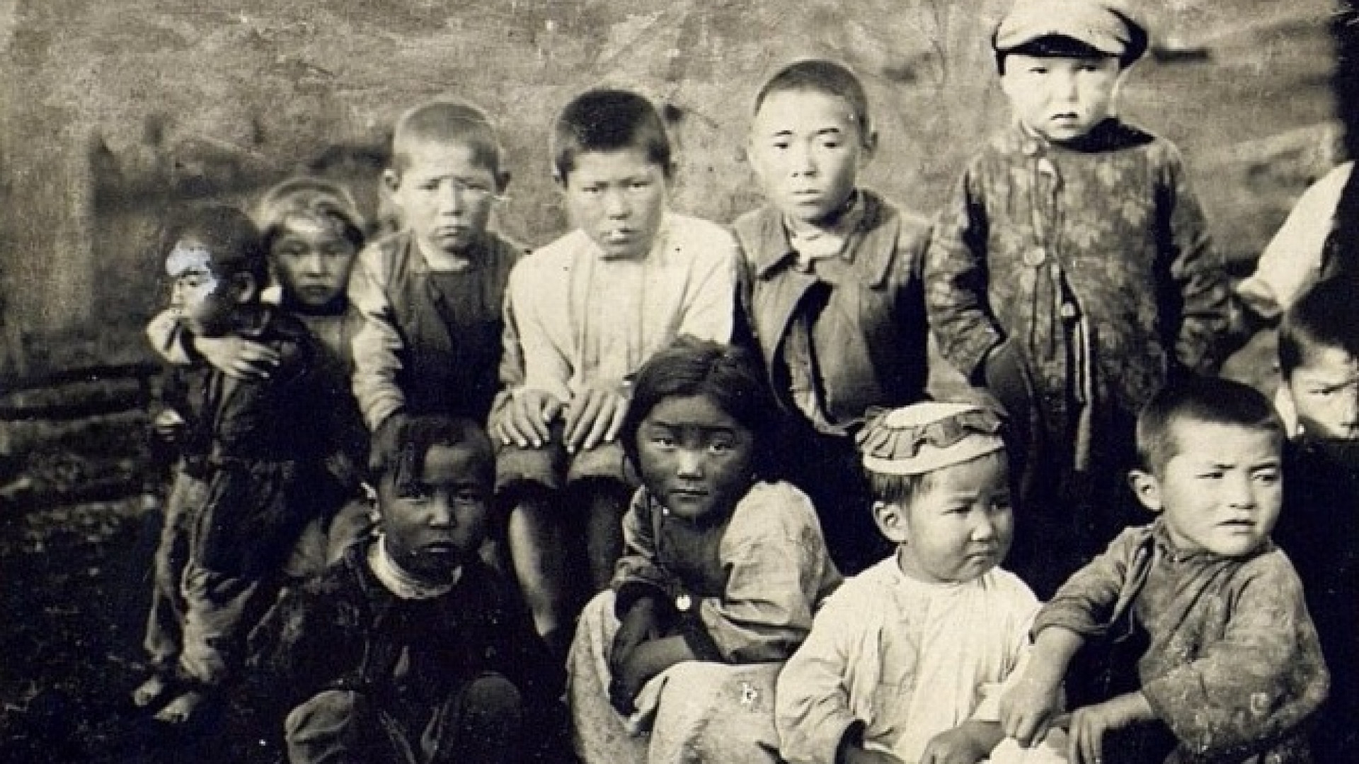 Русско казахские дети. Голод в Казахстане 1921-1922. Массовый голод в Казахстане. Голодомор в Казахстане в 1930-х.