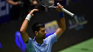 Джокович вышел в финал после отказа Медведева продолжить матч на турнире в Астане