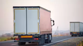 Пробку на границе из Казахстана в Кыргызстан объяснили в КГД