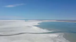Телеканал рассказал о туристах на Аральском море