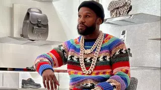 Флойду Мейвезеру нашли звездного соперника в ММА