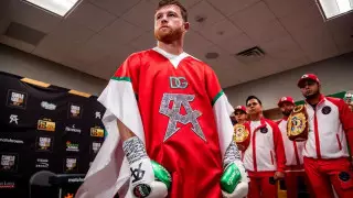 Де Ла Хойя уличил Канело в страхе перед топовыми конкурентами