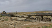 Бетонная опора придавила рабочего в Мангистау