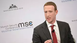 Цукерберг раскритиковал мессенджер от Apple