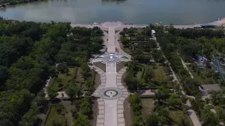 Отравленные продукты разбросали в Центральном парке Караганды